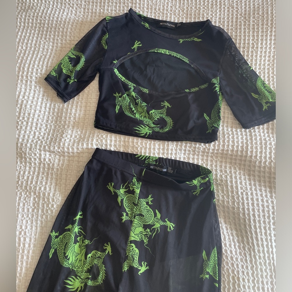 Two Piece Set - Picture 4 of 5
